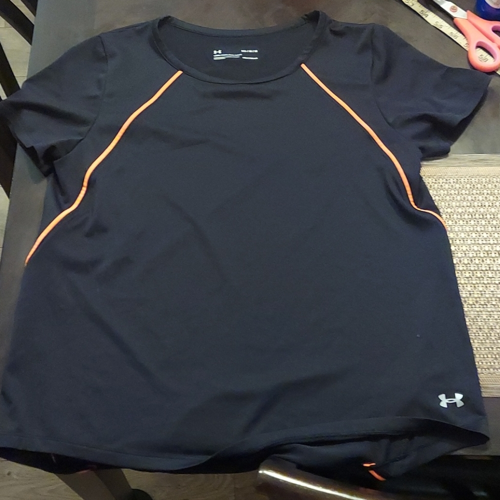 Dry Fit under armour top